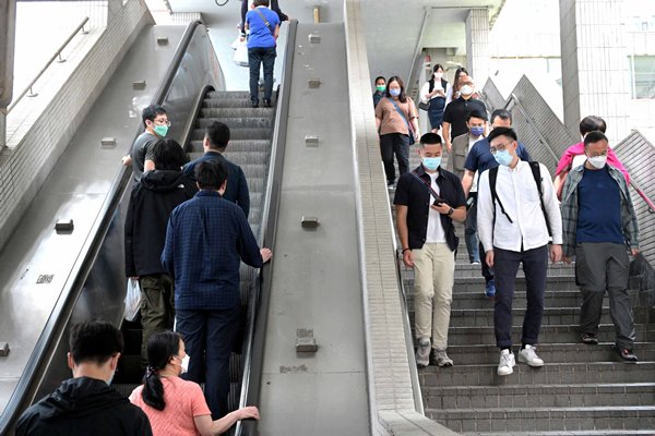 疫情明顯受控-踏上復常之路