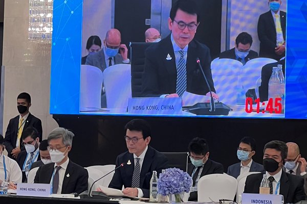 邱騰華強調區域經濟融合重要性