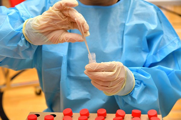 龍門居17人違強檢公告