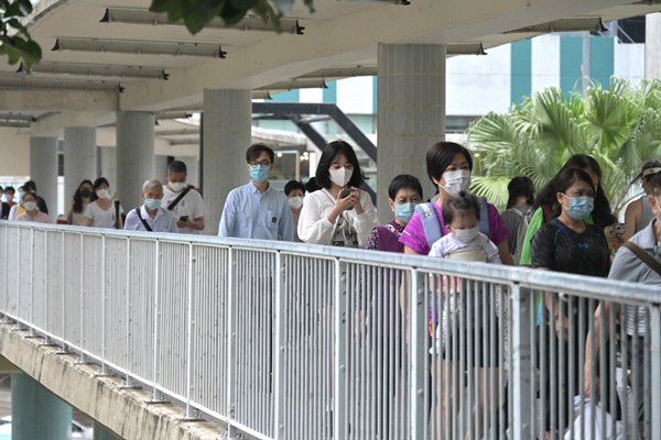 特首歡迎立會通過取消強積金對沖