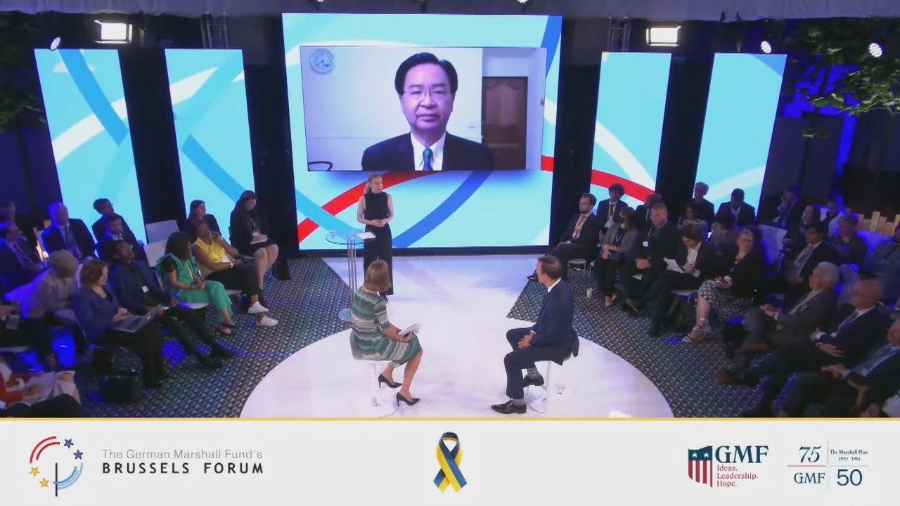 外交部吳部長敦促自由世界團結起來面對威權主義