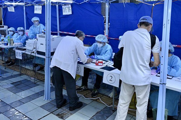 兩受限區錄13宗陽性個案