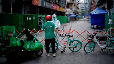 上海計劃在中國各地實施新的限制措施中進行更多的新冠病毒檢測