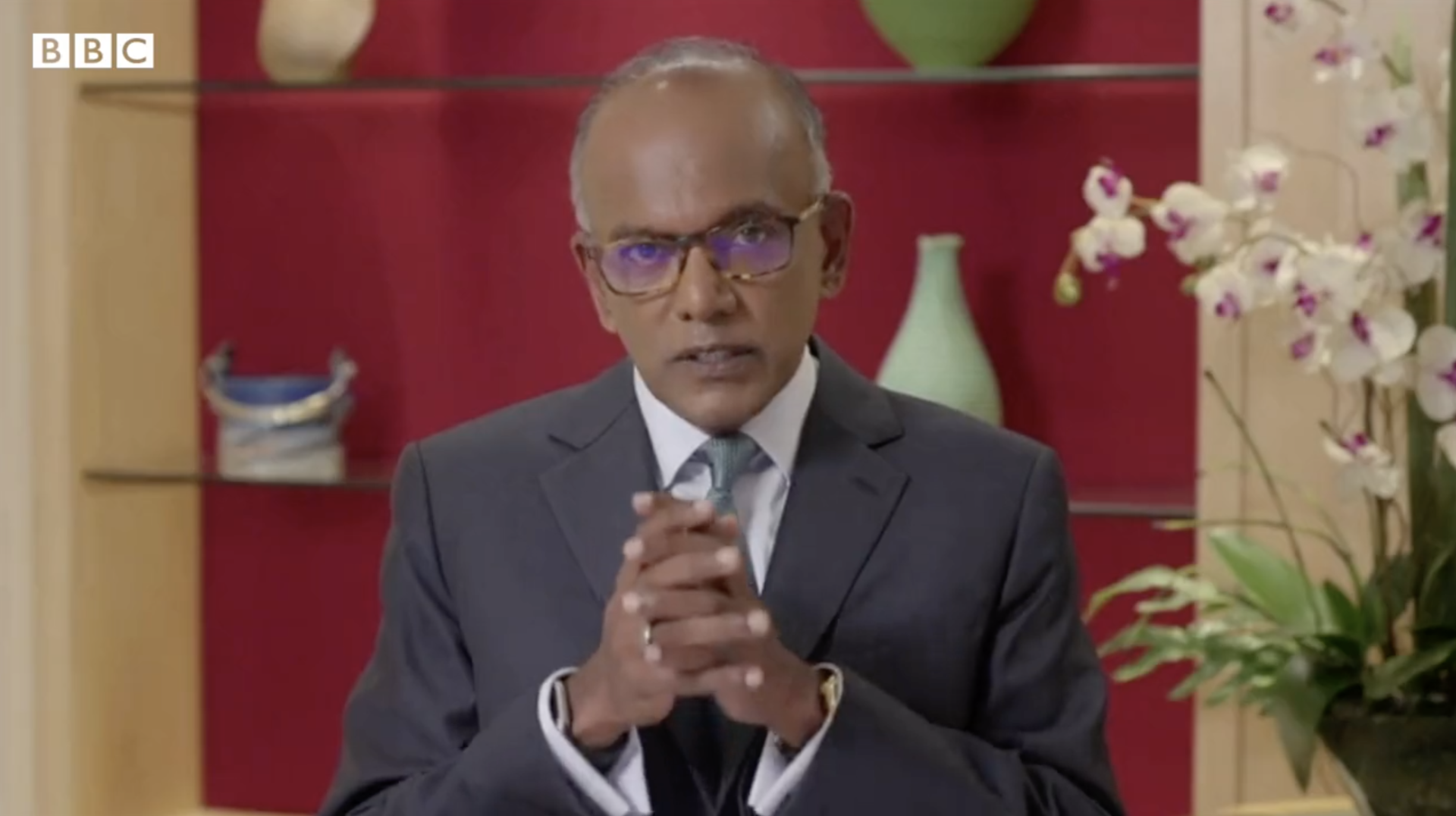 新加坡部長-k-shanmugam-在-bbc-激烈的採訪中激烈地捍衛該國嚴厲的禁毒法