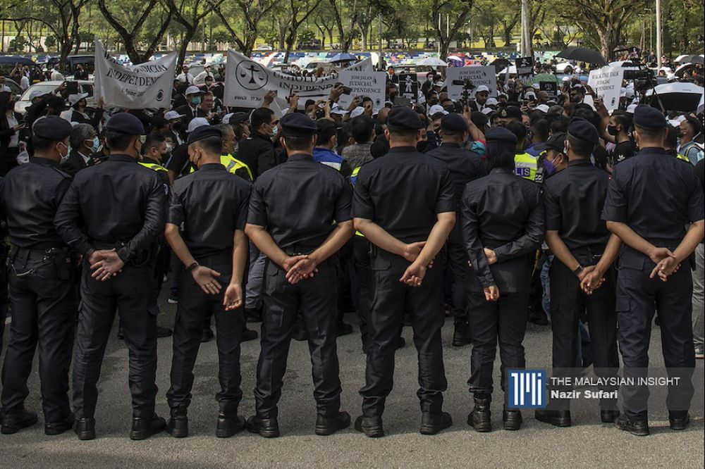 馬來西亞律師公會就padang-merbok事件起訴警方