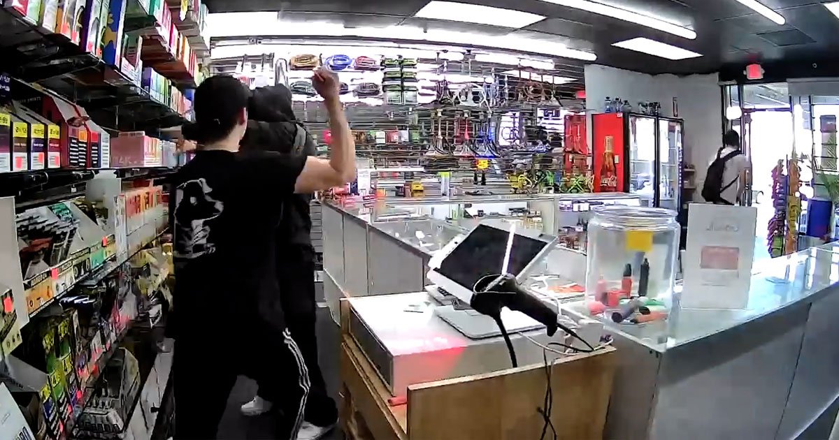 這家店主刺傷嫌疑人-7-次是正當的嗎？
