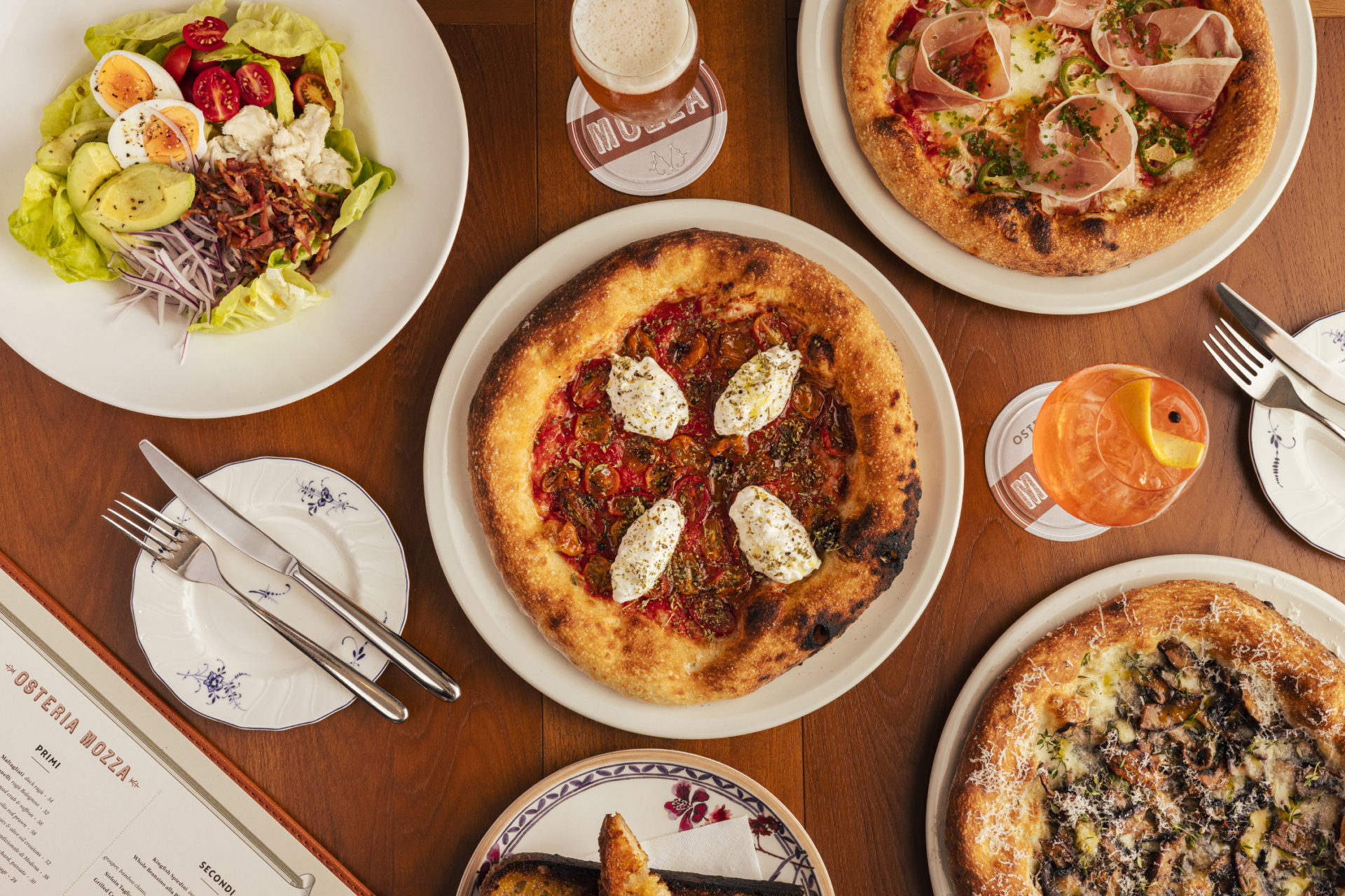 osteria-mozza-將在新加坡希爾頓酒店的午餐中提供披薩和沙拉