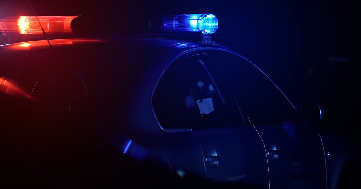 在一次未遂的入室盜竊案中槍戰後，受害者受傷，1-名嫌疑人死亡