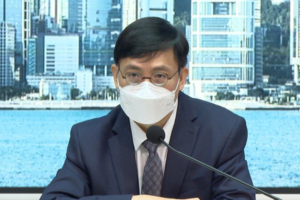 新冠個案增逾七千宗