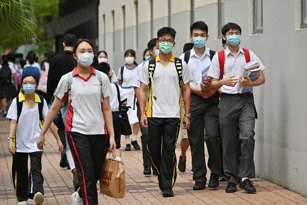 公佈本學年學生津貼安排