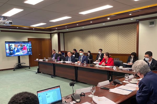 許正宇菲律賓出席亞行會議