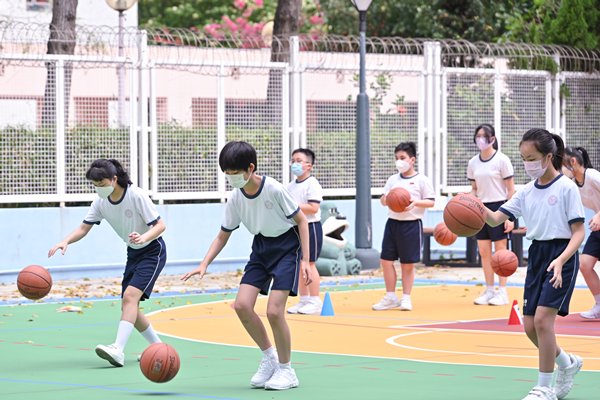 增加學生與學校的聯繫，共創健康校園