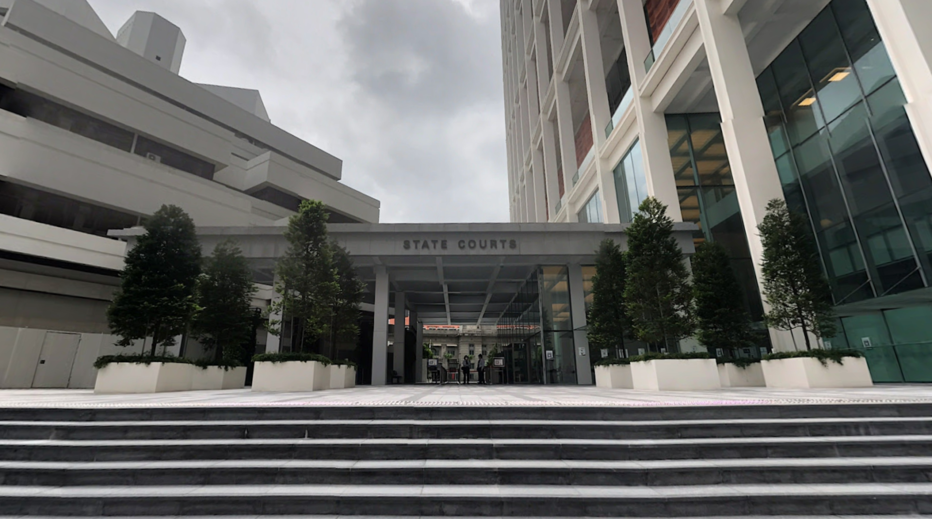 因殺害父親被捕的新加坡青少年被還押，仍未獲准接觸辯護律師