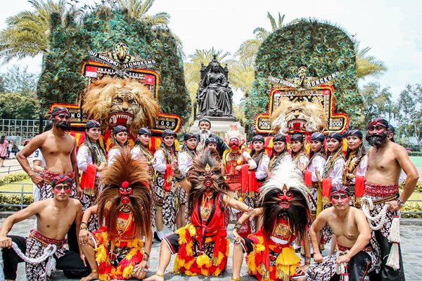 國際藝采展現世界各地文化