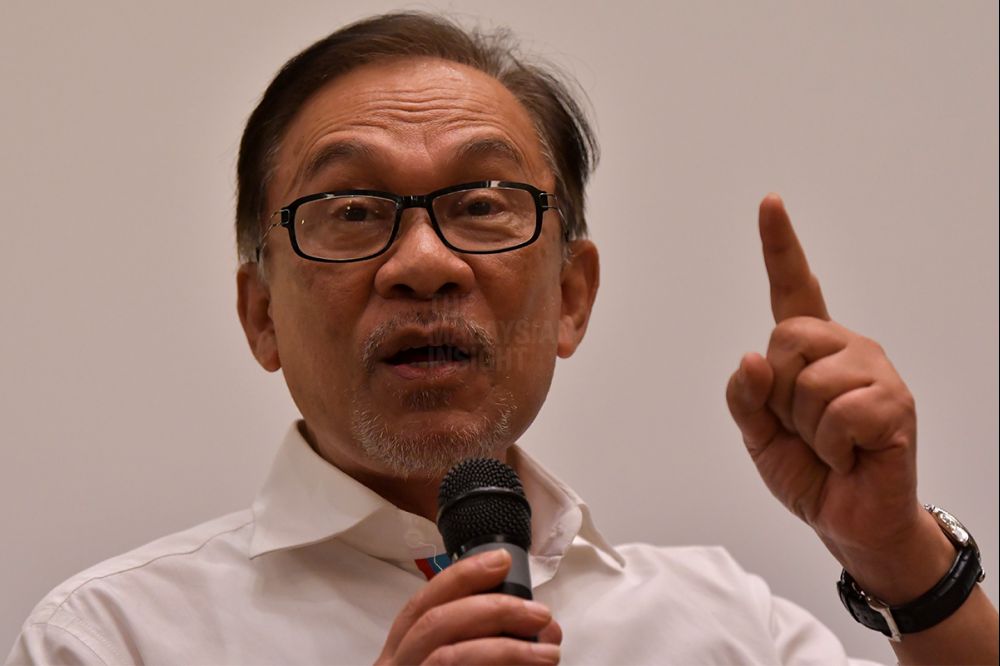 為什麼選舉候選人必須裸露他們的資產