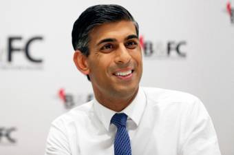 英國首相就內閣人選引發新爭議