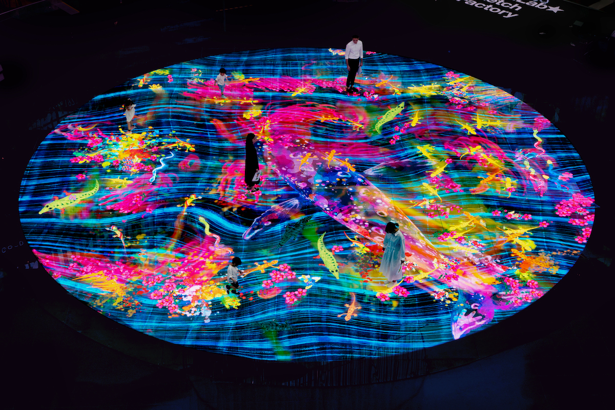 參觀濱海灣金沙的全新-teamlab-數字互動裝置