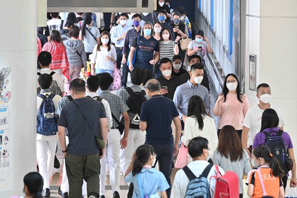 近7000人被感染