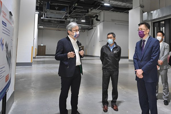 孫東視察先進製造業中心
