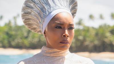 安吉拉·貝塞特-(angela-bassett)-透露了被剪掉的《永遠的瓦坎達》(wakanda-forever)-場景