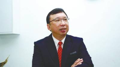 從你的過去中吸取教訓，但不要遺憾地回顧過去