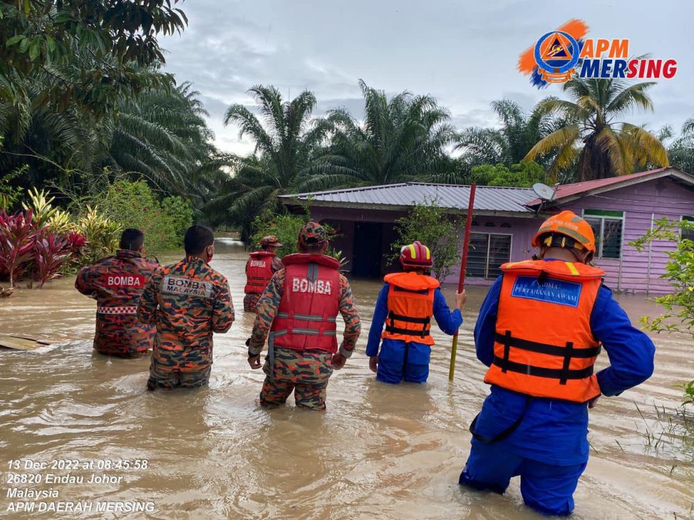 從今天中午開始，sungai-melikai，mersing-的洪水預報警告