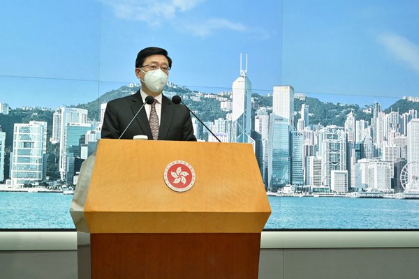 特首明赴京述職