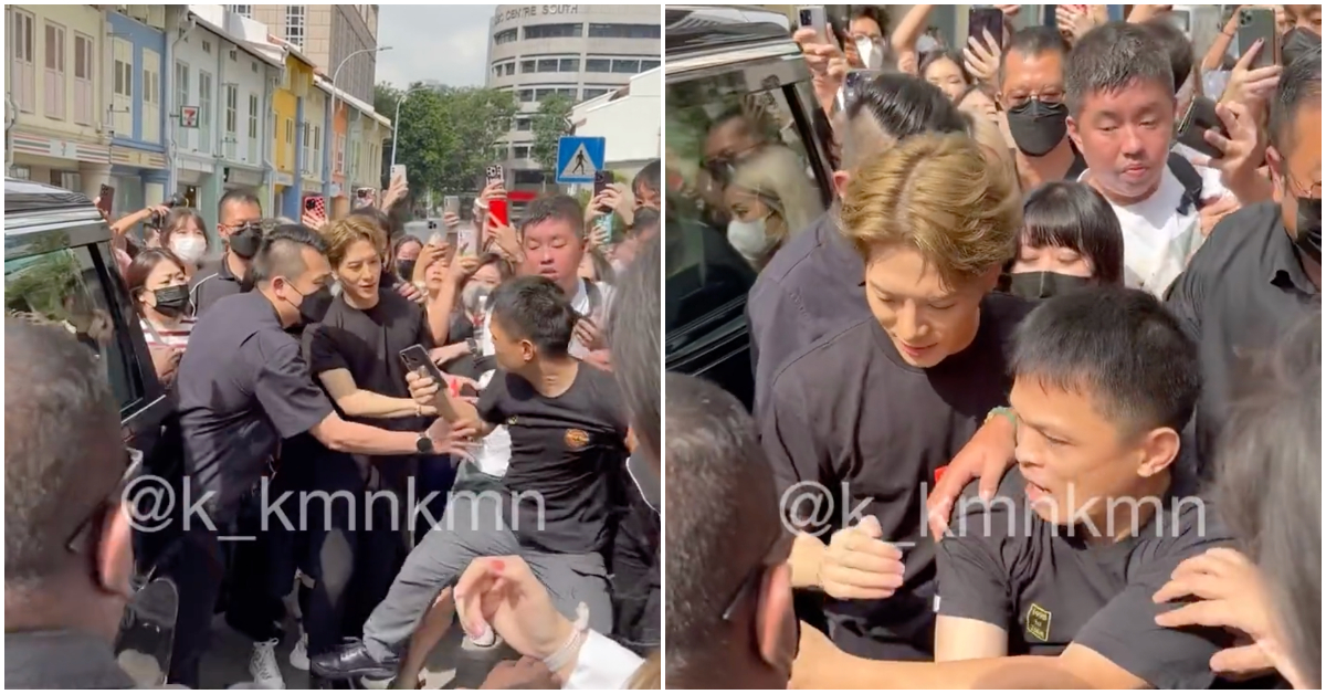 “沒關係”：王嘉爾在新加坡被瘋狂的粉絲圍攻時達到了禪宗模式