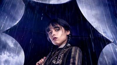 詹娜·奧爾特加-(jenna-ortega)-對周三亞當斯-(wednesday-addams)-的迷人演繹在-netflix-觀眾中大獲成功