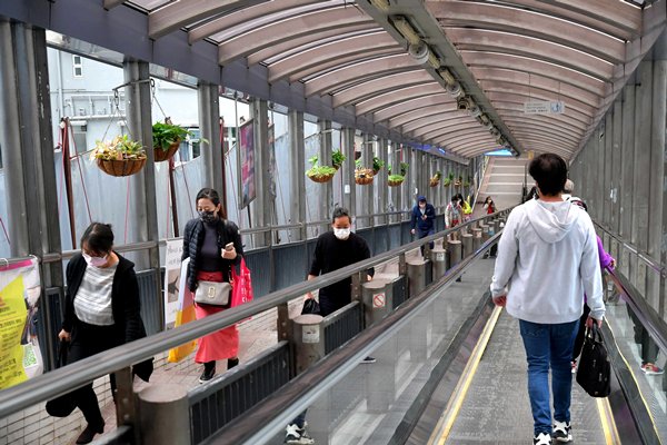 新冠陽性個案逾三千一百宗