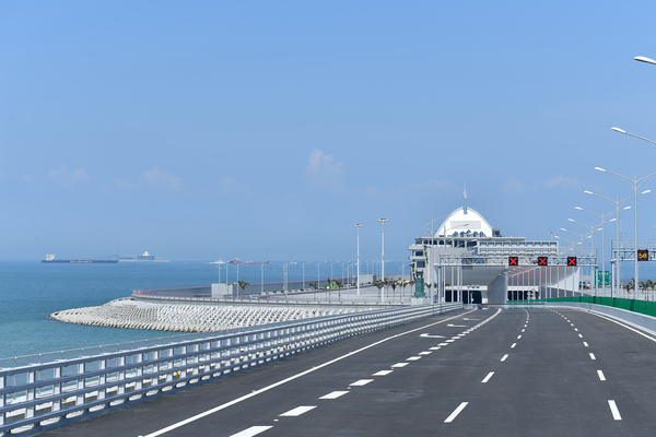 林世雄明率團赴珠海考察物流園區