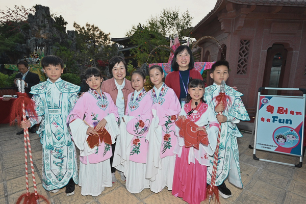 蔡若蓮視察公民科內地考察安排