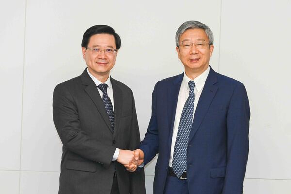 李家超繼續拜訪中央部委