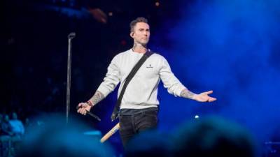 adam-levine-談及家人在附近
