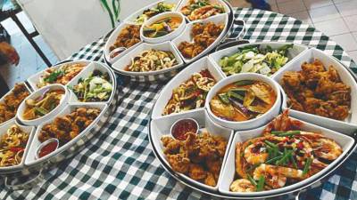 在曼絨哪裡吃飯