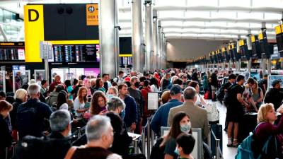 英國航空公司-it-故障導致乘客滯留在希思羅機場