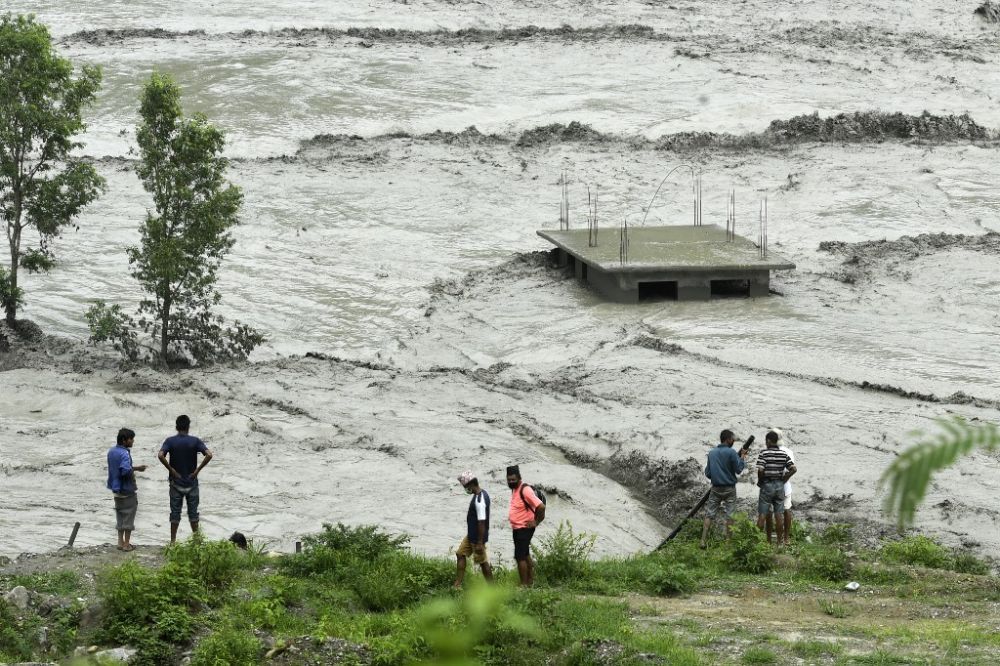 尼泊爾發生洪水和山體滑坡-2人死亡28人失踪