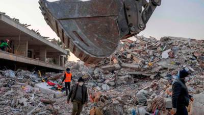 doctors-warn-of-long-lasting-health-effects-after-turkey-earthquake