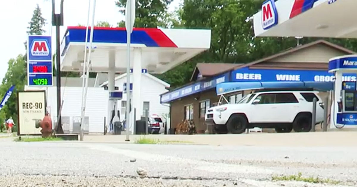 armed-customer-steps-in-and-thwarts-attempted-gas-station-robbery