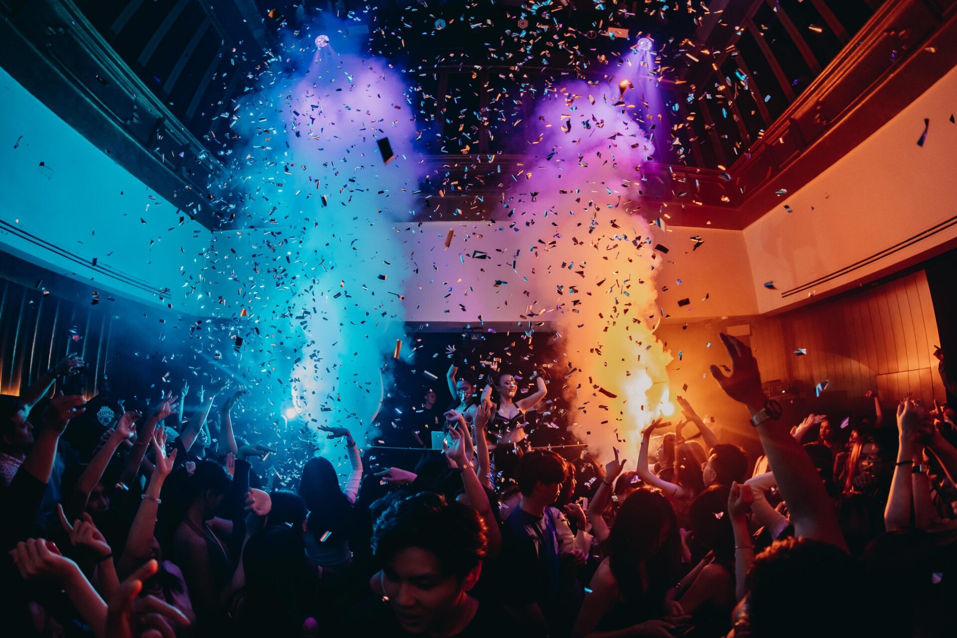 rev-up-your-f1-experience:-unmissable-parties-to-elevate-your-race-weekend