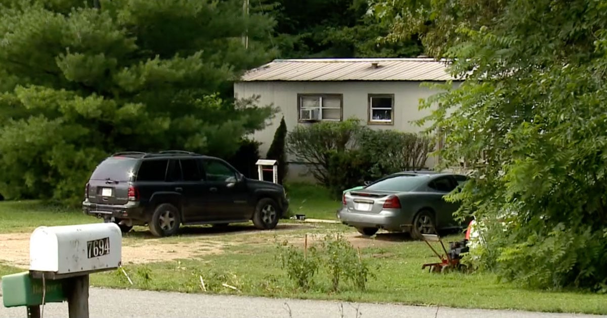 wife-fatally-shoots-man-who-was-holding-a-gun-to-her-husband’s-head