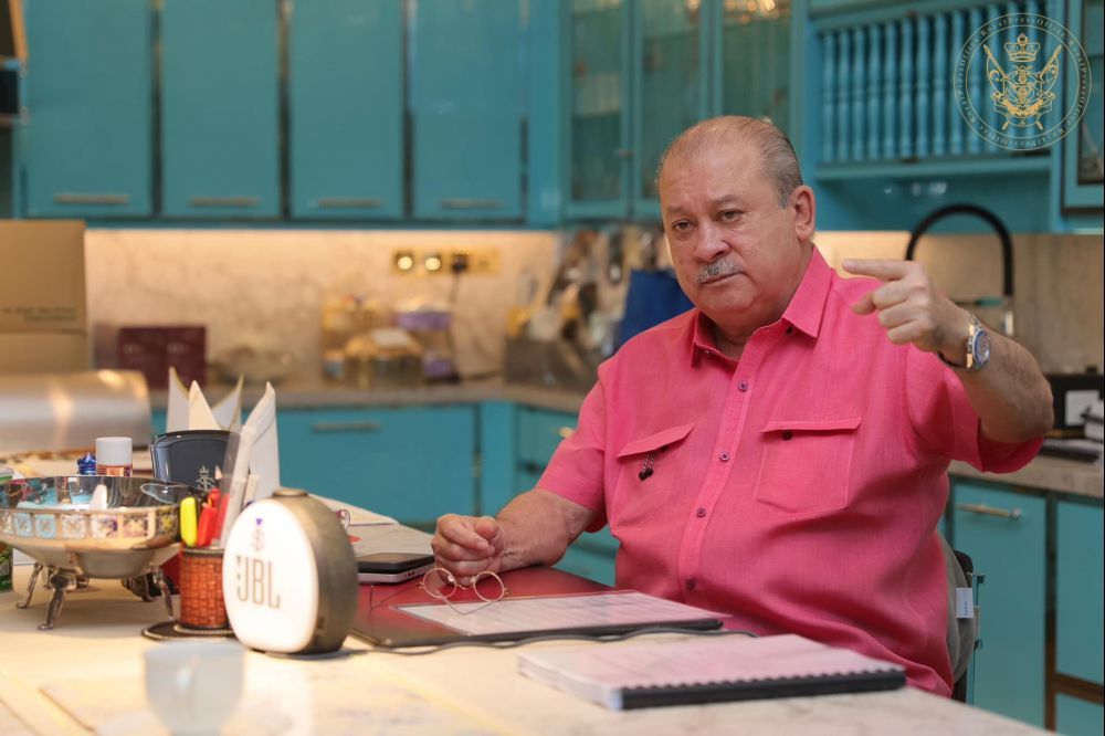 give-pm-more-time-to-improve-country’s-economy,-says-johor-ruler