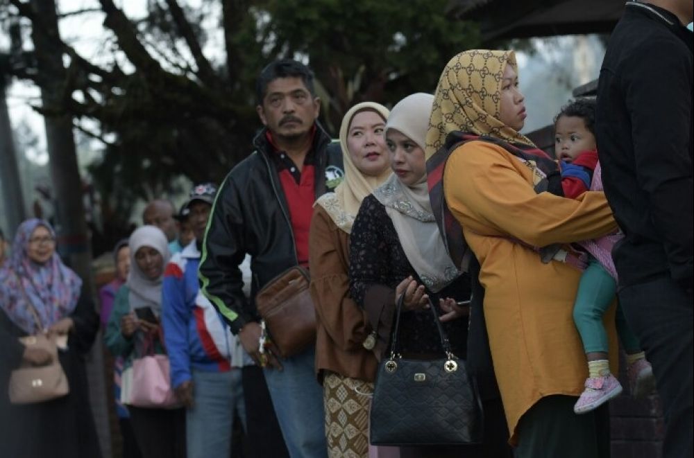 rising-bumiputera-population-changing-political-landscape,-say-experts