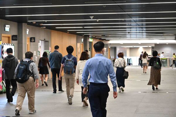 着令公務員退休簡化機制生效