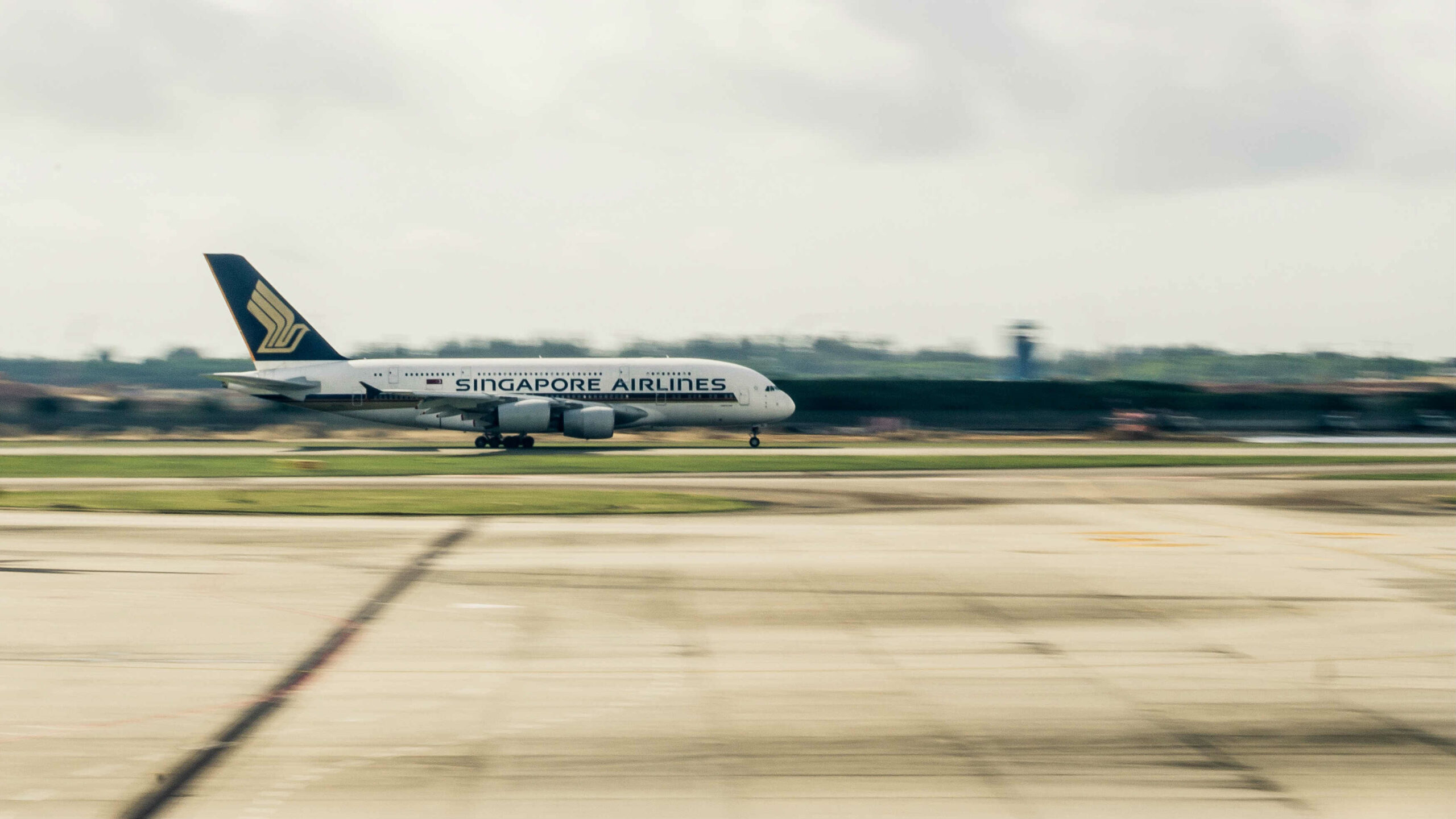 singapore-airlines-passengers-stranded-for-hours-in-shanghai-due-to-technical-fault