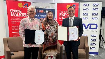 matrade,-mdec-ink-mou-to-enhance-malaysian-tech-companies’-global-footprint