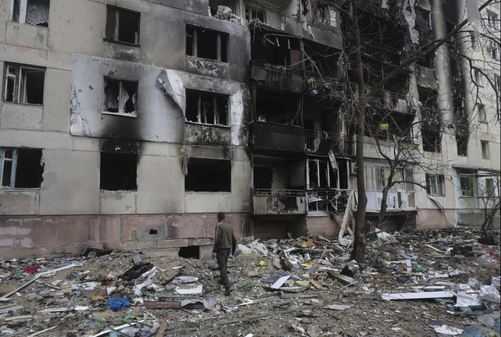 nato-chief-warns-of-long-war-in-ukraine