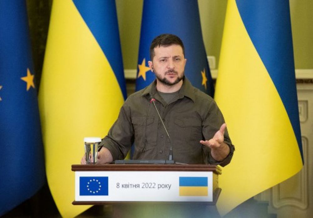 zelensky-wins-biden-support-but-faces-us-sceptics