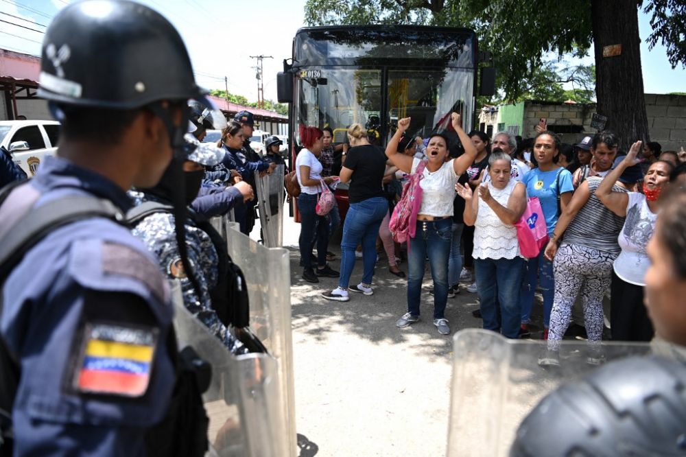 gang-bosses-fled-venezuela-prison-before-troops-moved,-group-says