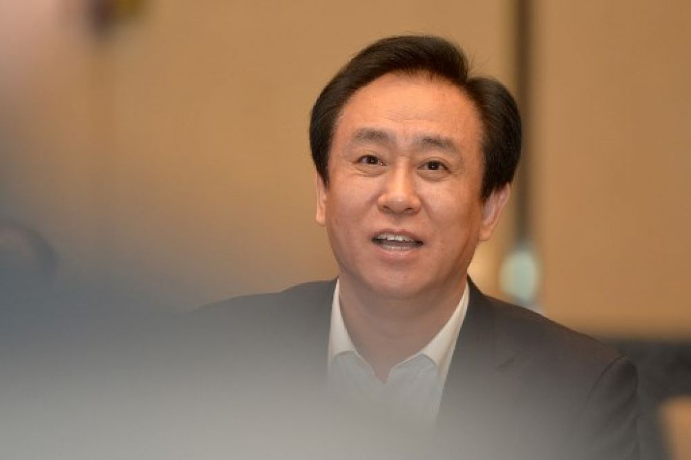police-detain-boss-of-chinese-property-giant-evergrande